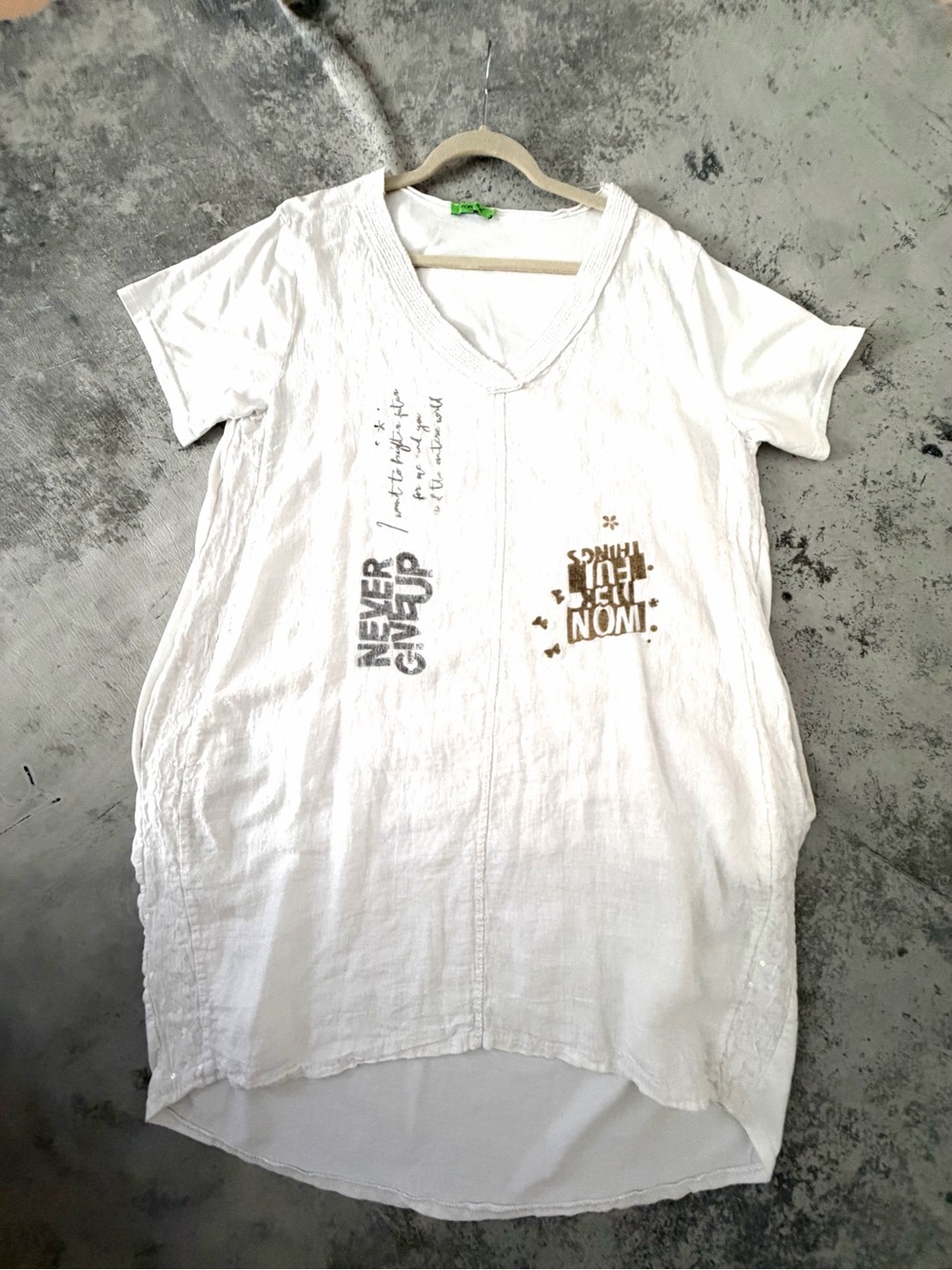 White V-Neck Short Sleeve linen and cotton summer dress with graphic print